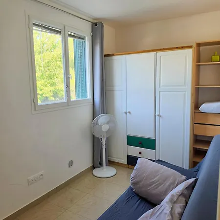 Renovated 3-room With Parking