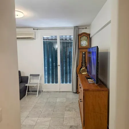 アパート Renovated 3-room With Parking